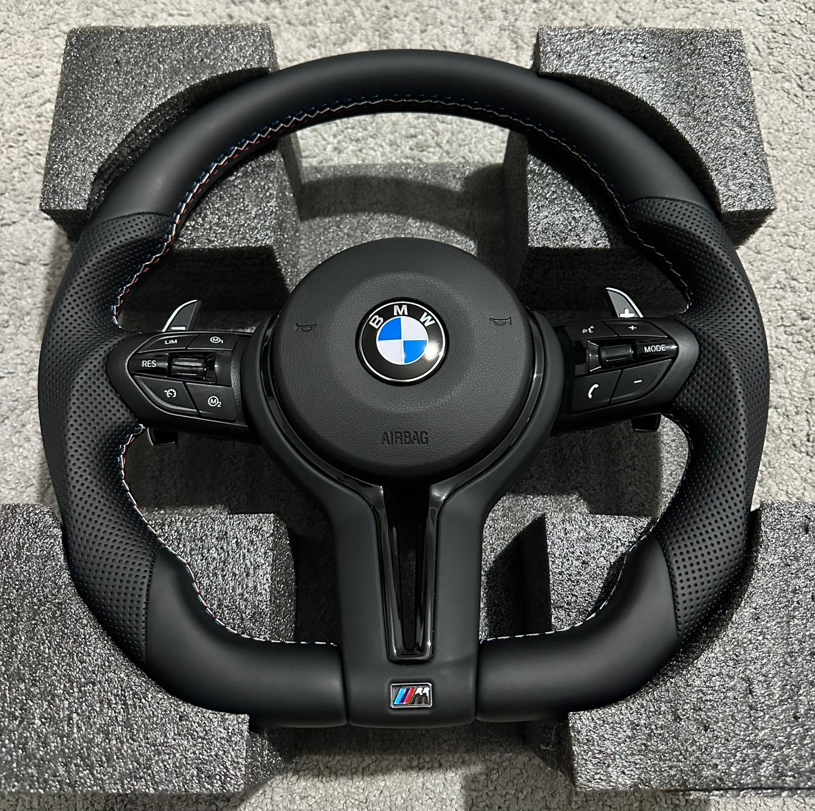 Luxury Leather Steering Wheel alternate